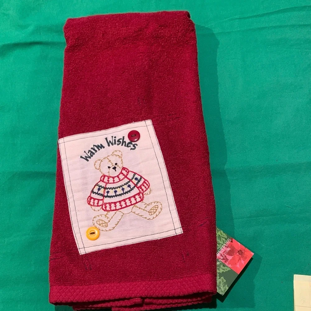 BARTH & DREYFUSS.Red Holiday Towel with Bear Patch